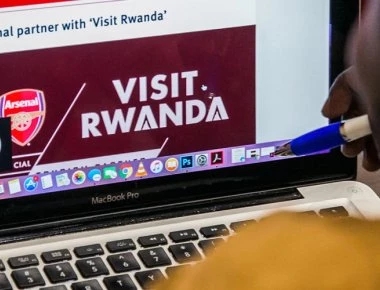 Η Άρσεναλ διαφημίζει μπίρα από την Ρουάντα!